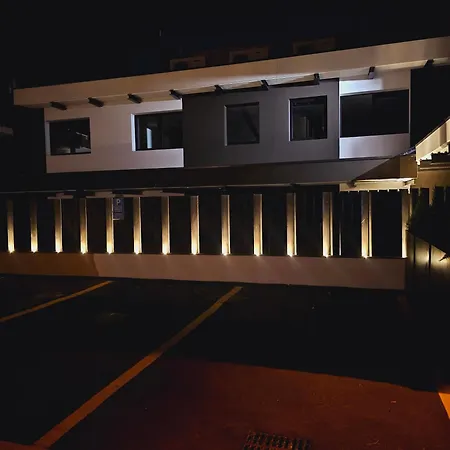 Royal Aparthotel