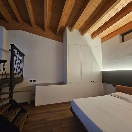 Royal Aparthotel Mezzago