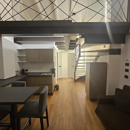 Aparthotel Royal Mezzago